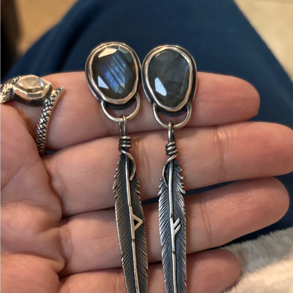 Bearing thorns labradorite rune earrings